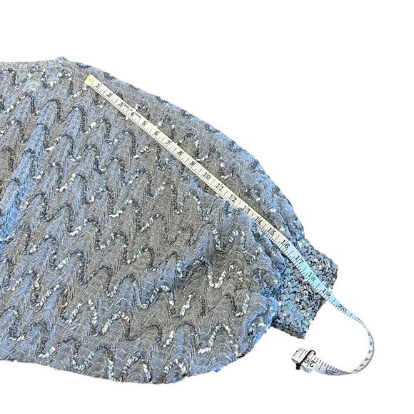 St. MARTIN Silver Wavy Sequin Crop Top Dolman Sleeves Glam Retro Disco Party Med - Picture 14 of 16